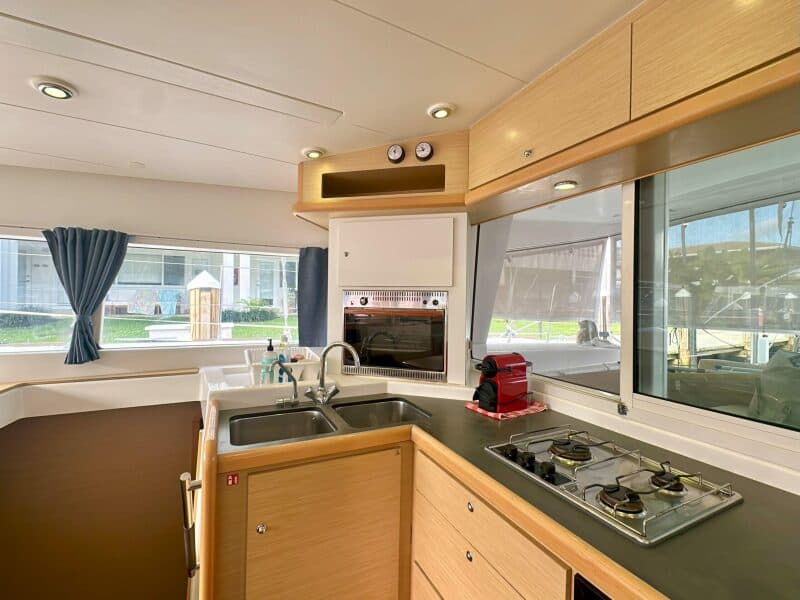 2012 Lagoon  - Photo 13