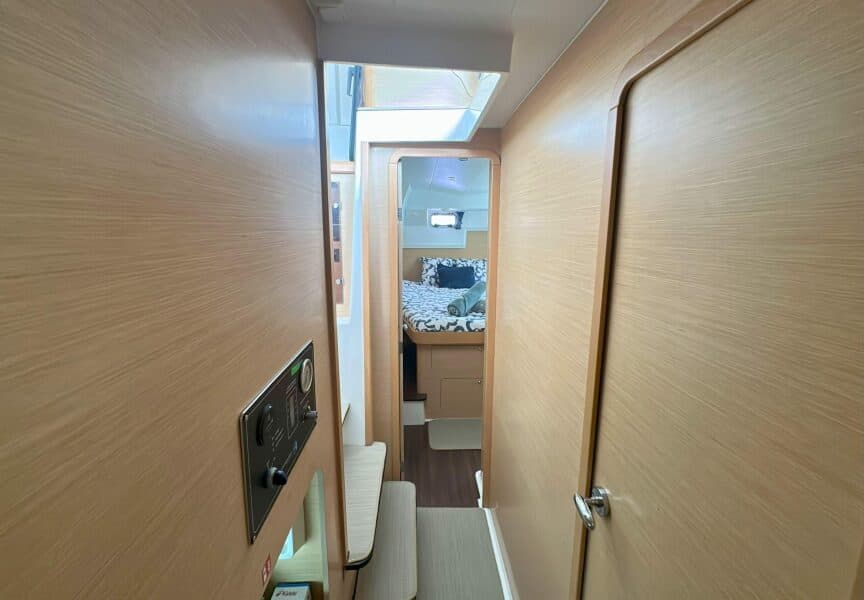 2012 Lagoon  - Photo 21