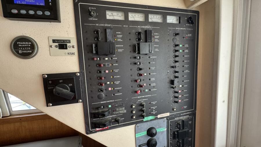 1999 Mainship 350 Control Panel