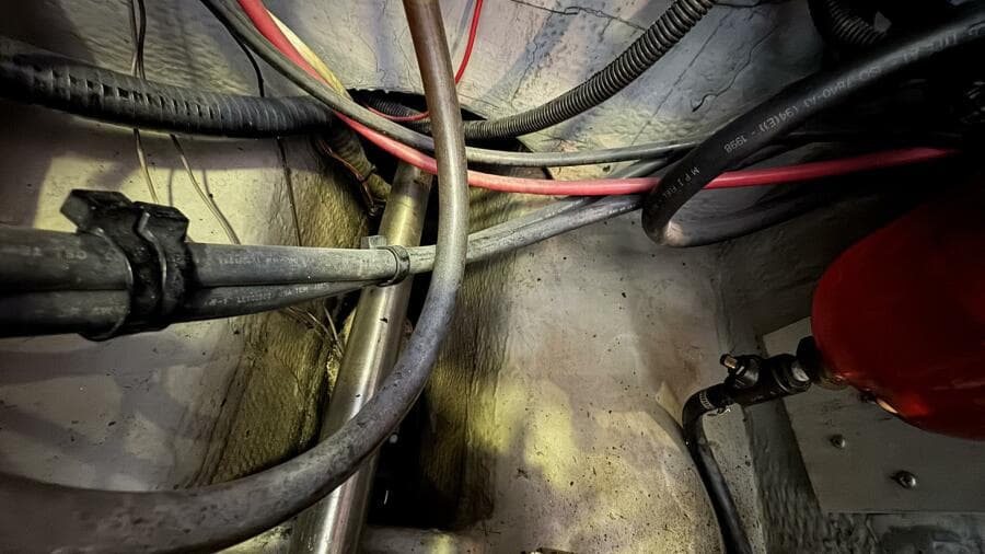 1999 Mainship 350 Engine Room