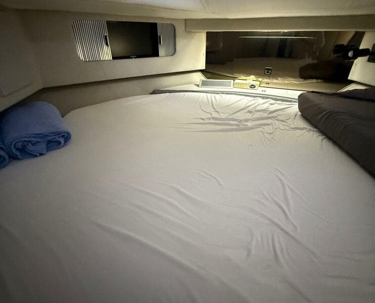 1989 Sea Ray 460 Express Cruiser