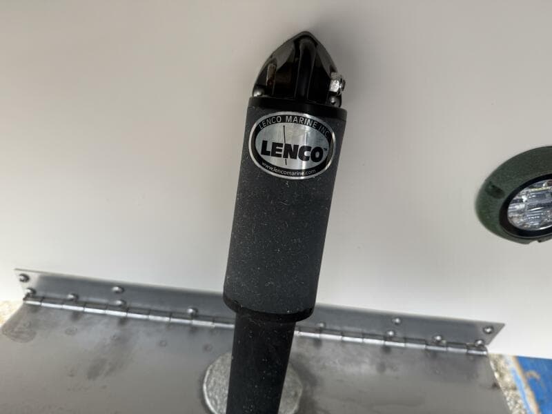 2013 Pursuit 365 SCI