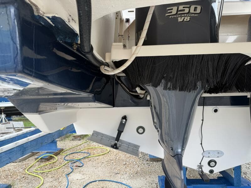 2013 Pursuit 365 SCI