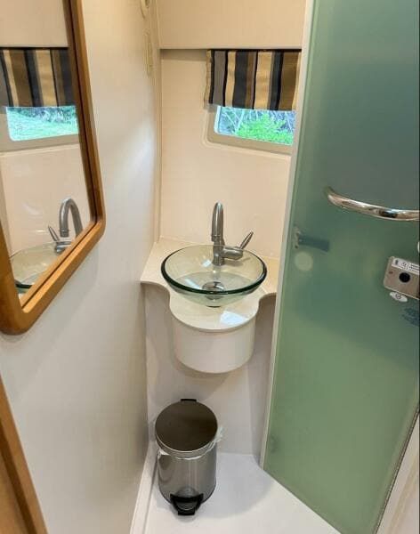 2013 Pursuit 365 SCI