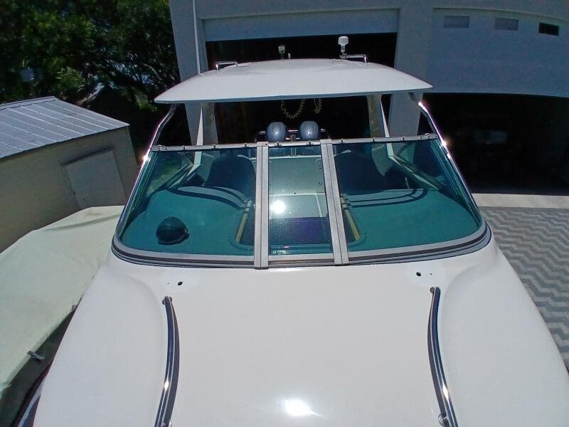 2002 Protector 28 Targa