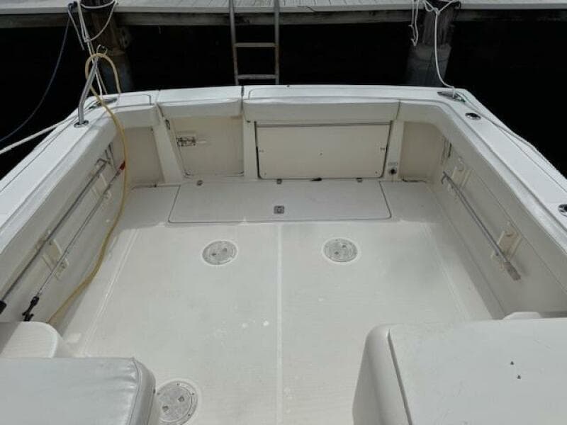 2002 Pursuit 3000 Express