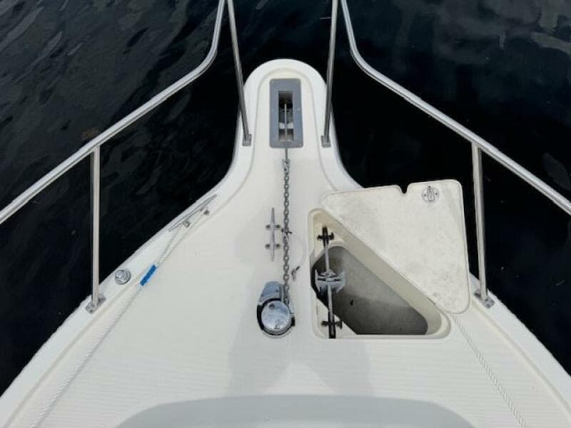 2002 Pursuit 3000 Express