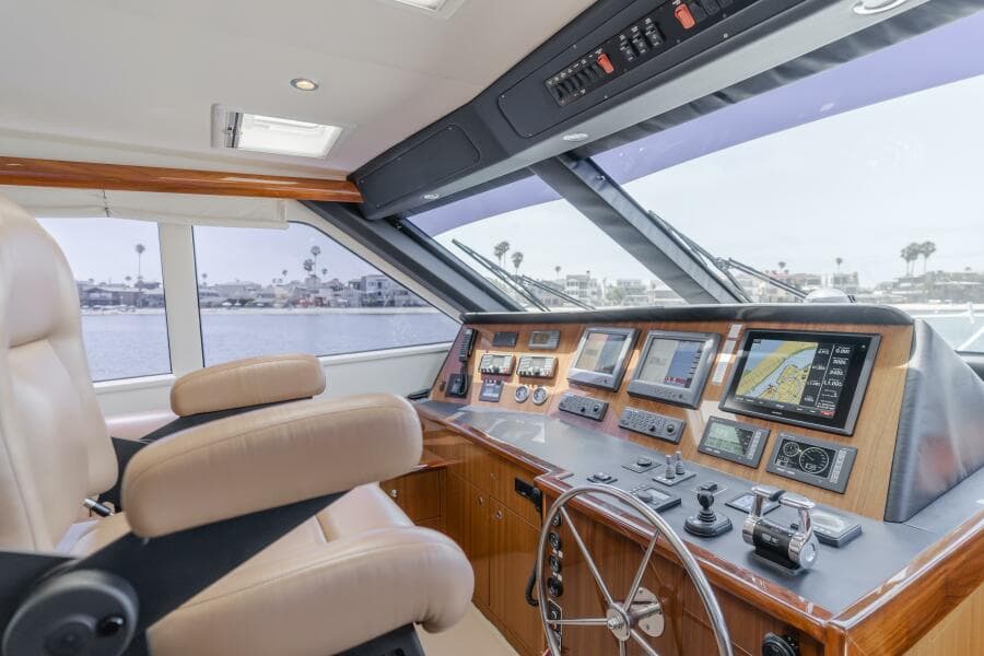 2008 Viking 52 Sport Coupe - Endurance - Helm