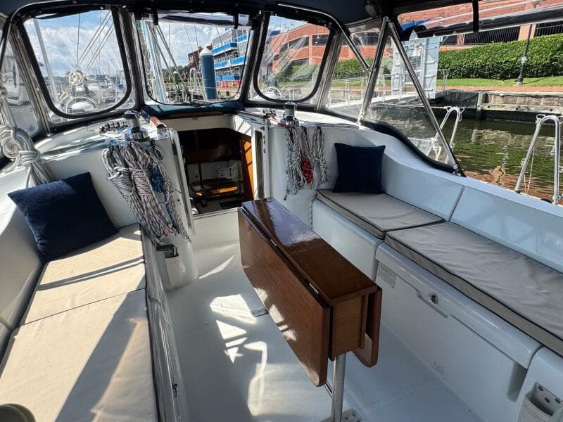 2005 Beneteau 473