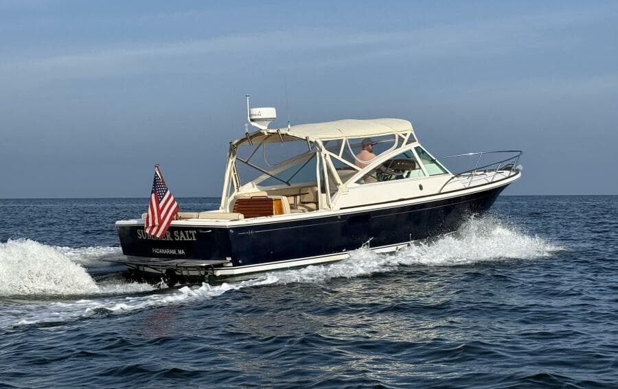 2009 Hunt Yachts Harrier 29