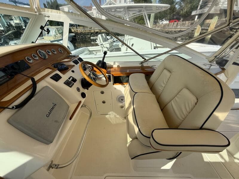 2009 Hunt Yachts Harrier 29