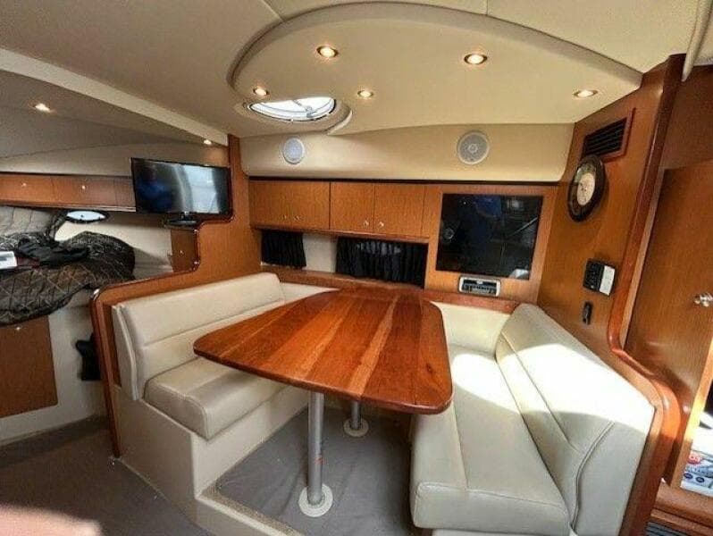 2004 Cruisers Yachts 340 Express - Photo 40