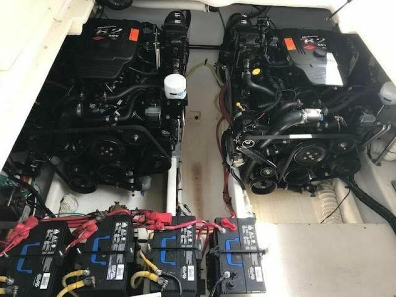 2004 Cruisers Yachts 340 Express - Photo 49