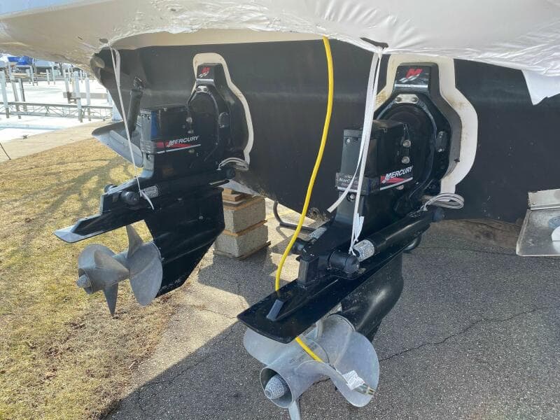 2004 Cruisers Yachts 340 Express - Photo 48