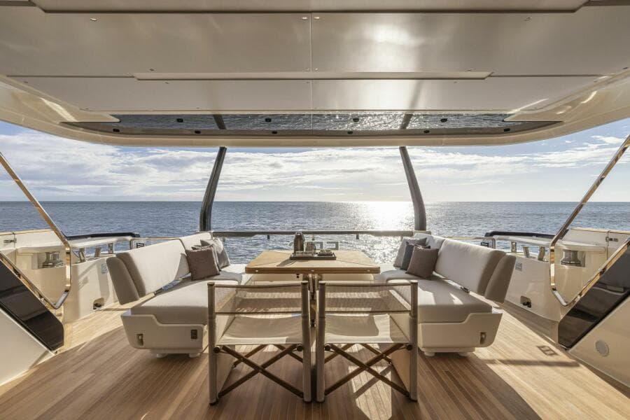 2021 Ferretti Yachts Ferretti 1000