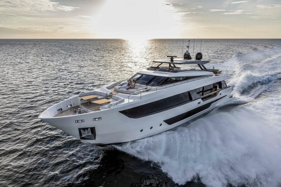 2021 Ferretti Yachts Ferretti 1000