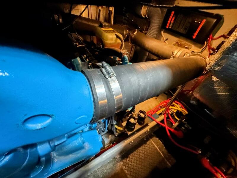 2005 Silverton 35 Motor Yacht