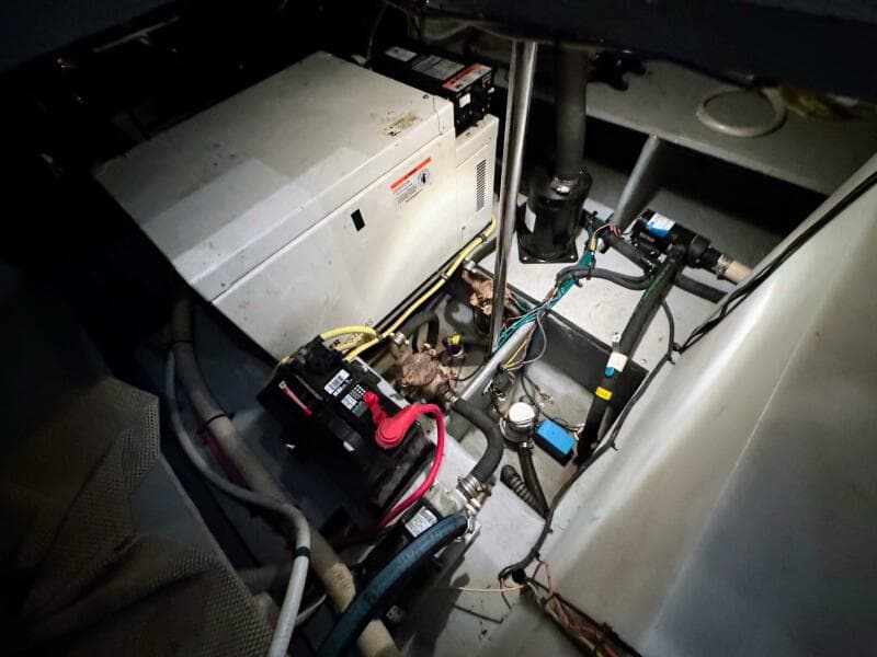 2005 Silverton 35 Motor Yacht