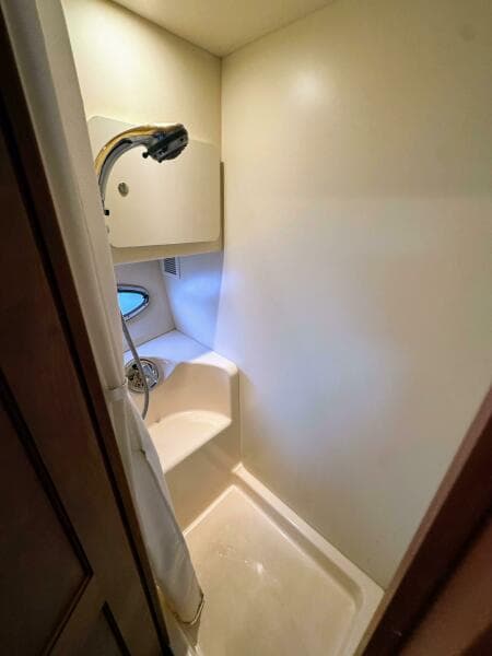 2005 Silverton 35 Motor Yacht