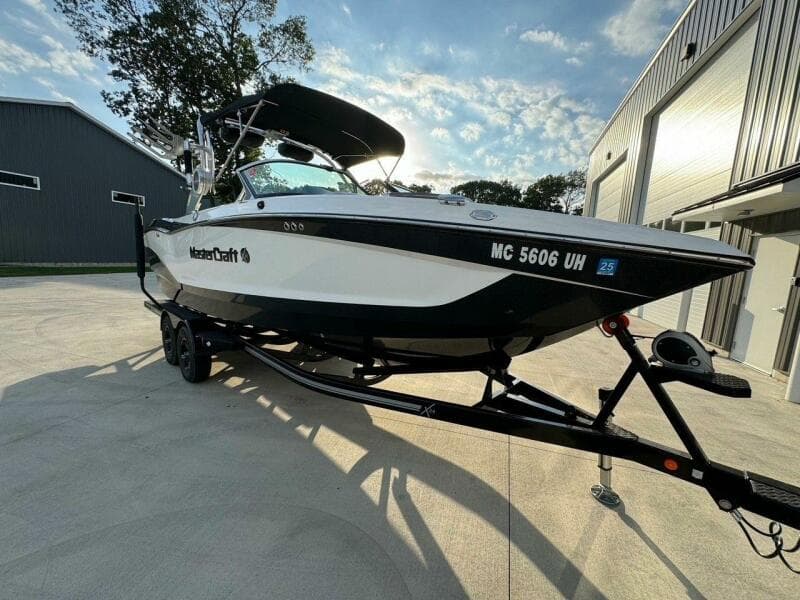 2019 Mastercraft 24X