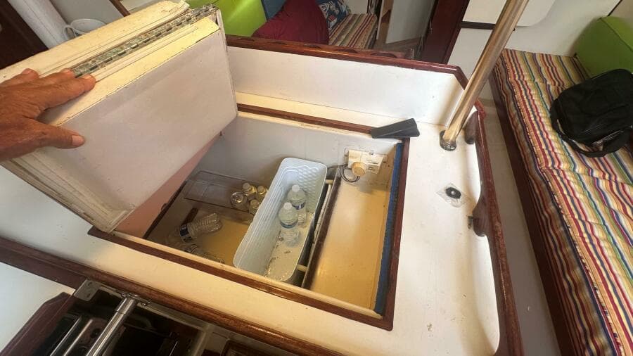 1977 Pearson 365 Ketch