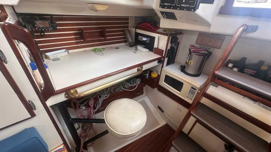 1977 Pearson 365 Ketch