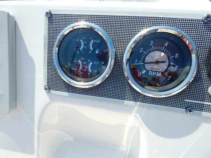 2020 Boston Whaler 190 Montauk