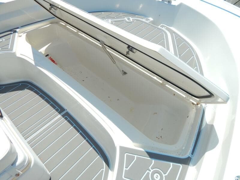 2020 Boston Whaler 190 Montauk