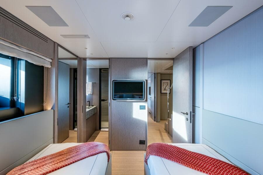 2023 Benetti 34M OASIS