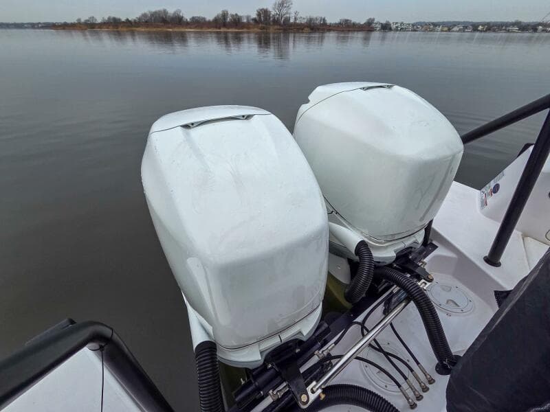 2021 Axopar 37 XC Cross Cabin