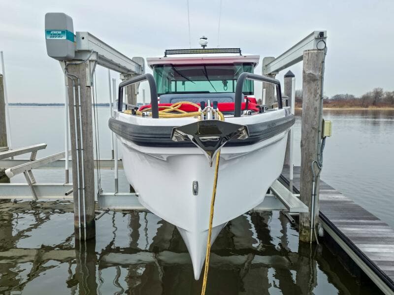 2021 Axopar 37 XC Cross Cabin