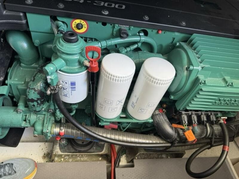 2016 Jeanneau Velasco 37F