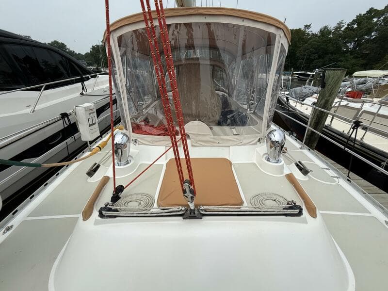 2008 Hylas 46 Center Cockpit