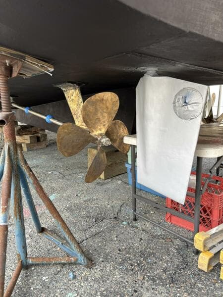 1972 Matthews 4 Flush Deck