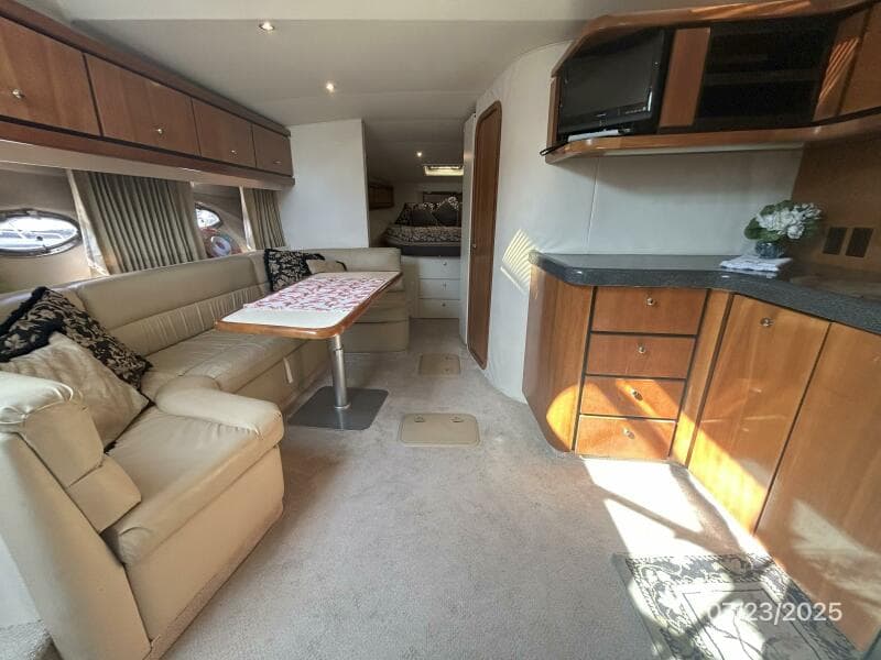 40' Trojan salon forward