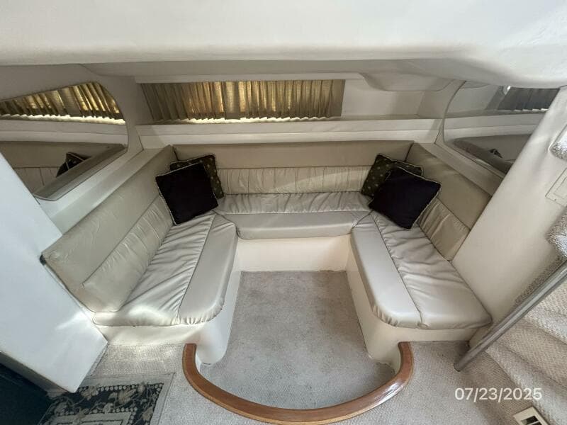 40' Trojan guest stateroom