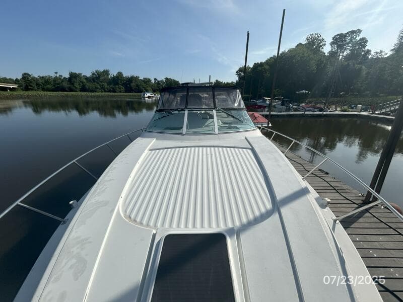 40' Trojan foredeck aft