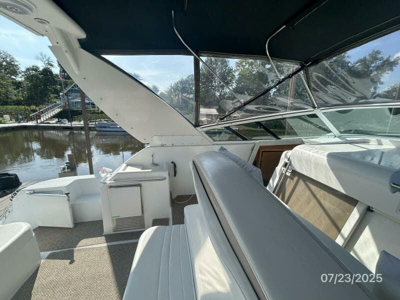 40' Trojan upper deck port