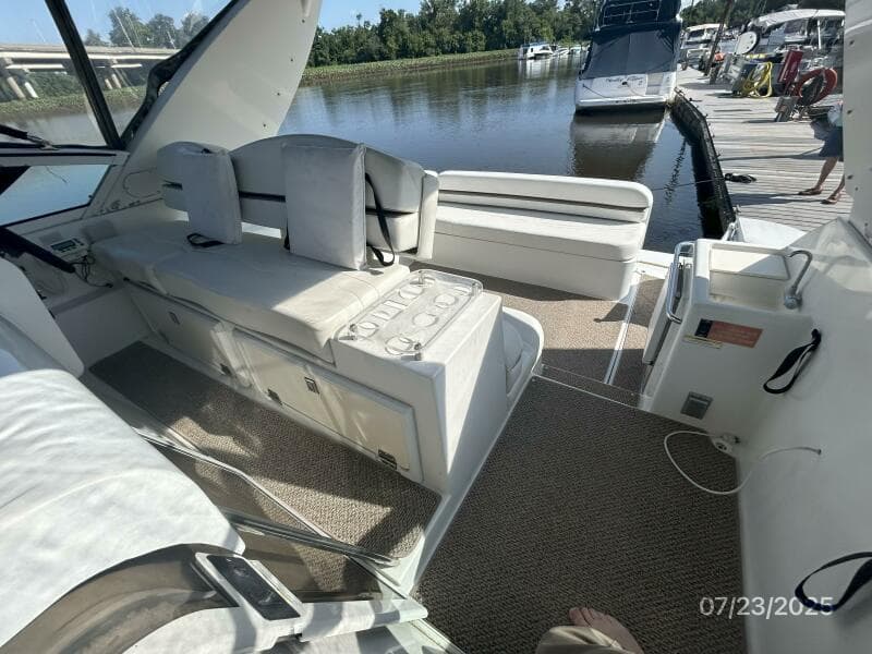 40' Trojan upper deck aft