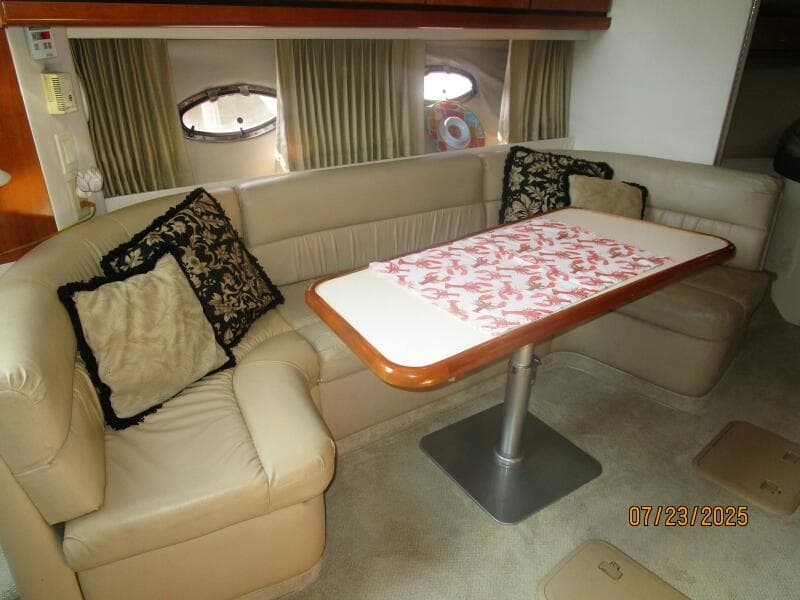 40' Trojan salon port seating1