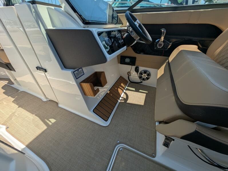 2023 Sea Ray 280 SLX