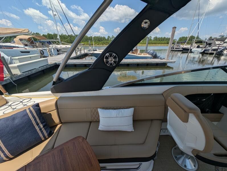 2023 Sea Ray 280 SLX
