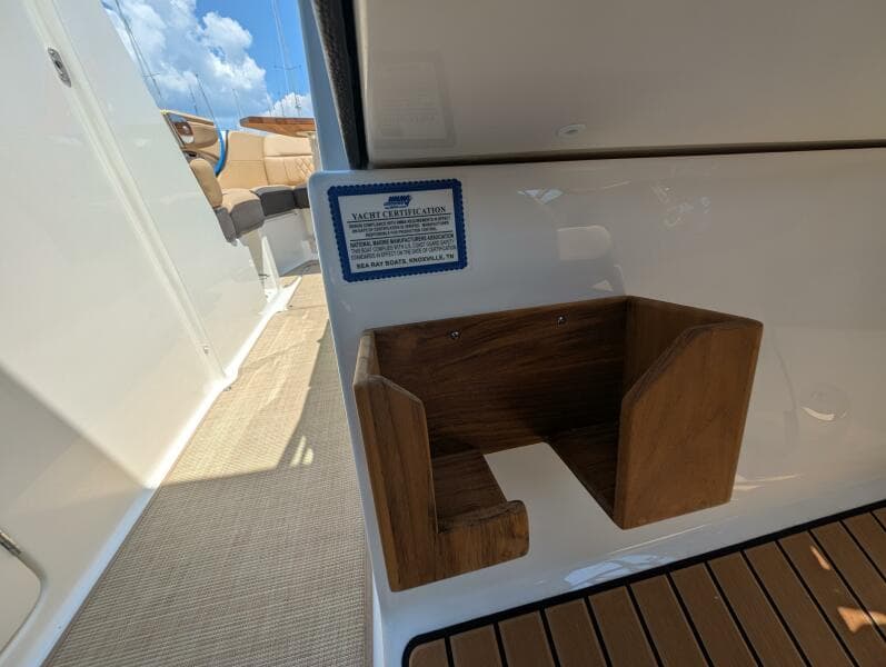 2023 Sea Ray 280 SLX