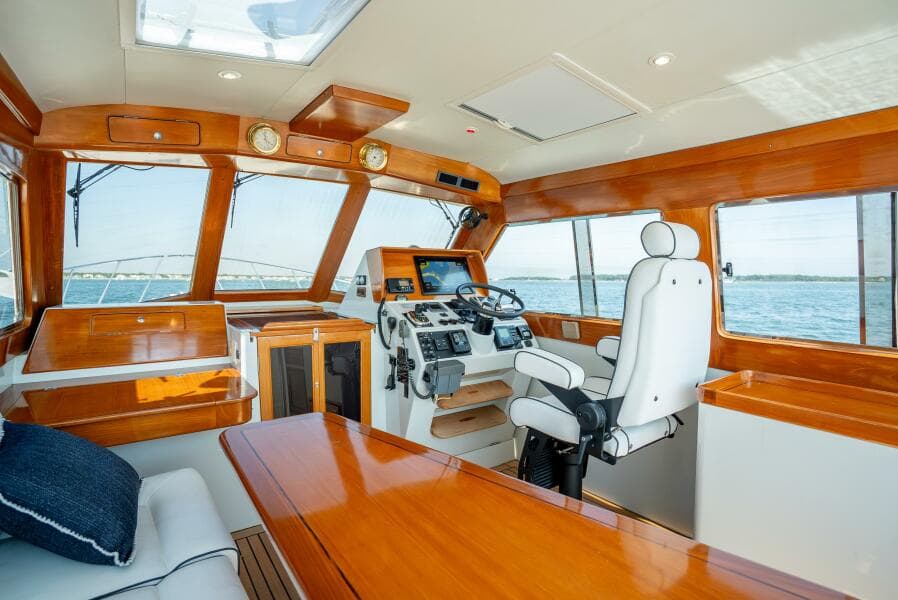 2000 Little Harbor WhisperJet 44