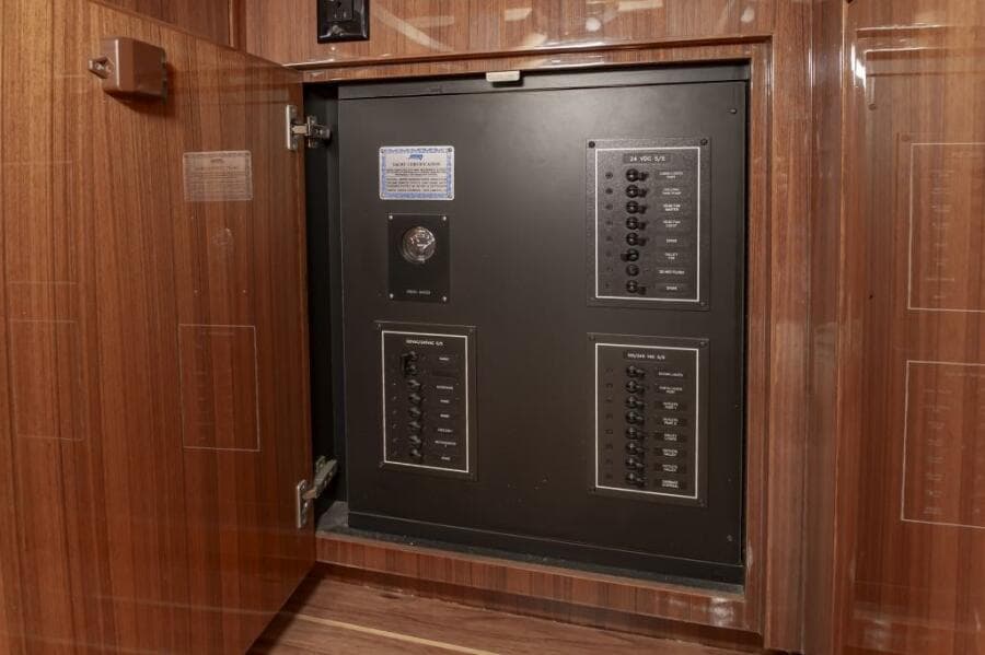 E98b67b3 6be2 40f7 977f 07123e21e174