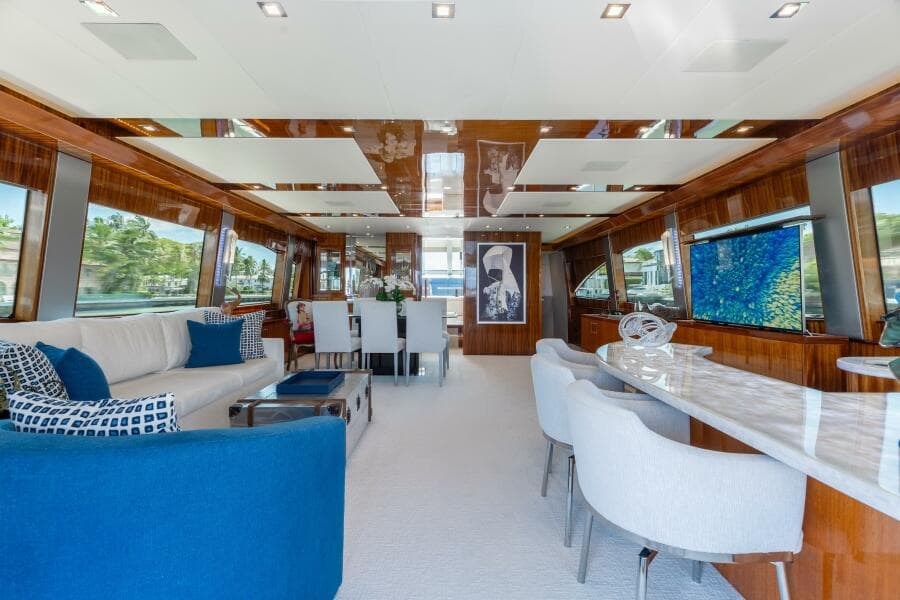 2014 Hatteras 80 - Photo 12