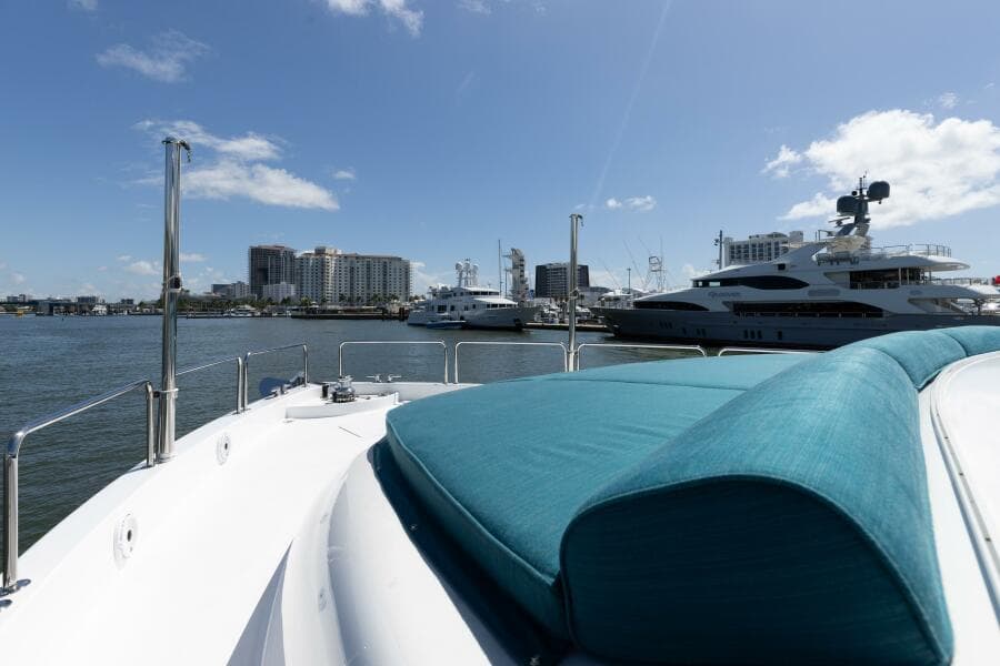 2014 Hatteras 80 - Photo 51