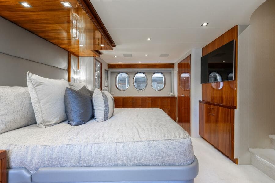2014 Hatteras 80 - Photo 65