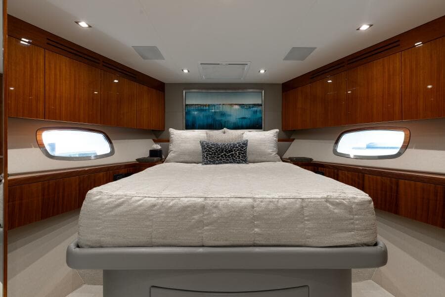2014 Hatteras 80 - Photo 45
