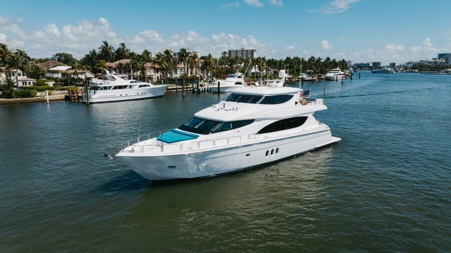 2014 Hatteras 80 - Photo 3